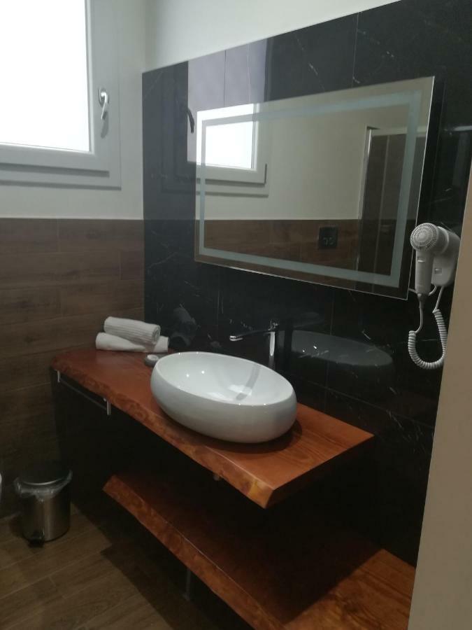 Crispirooms Syracuse